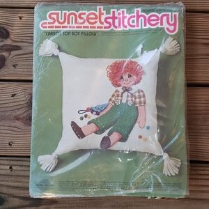 Sunset Stitchery carrot top embroidery set